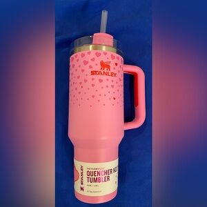 Stanley Pink Valentine’s Day Hearts 40 oz